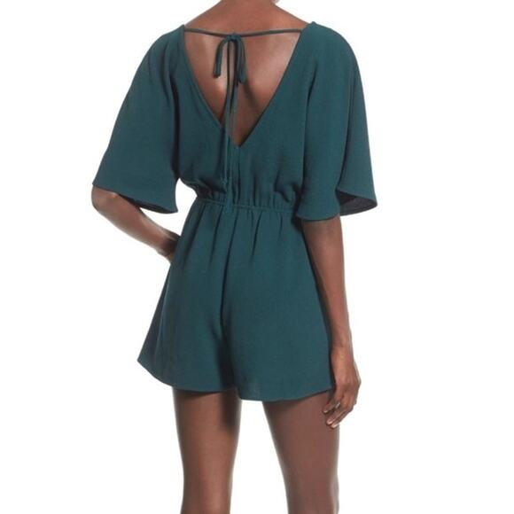 Flowy Short Open Back Plunge V Neck Skort Romper Dark Green, Size XS - Picture 3 of 8